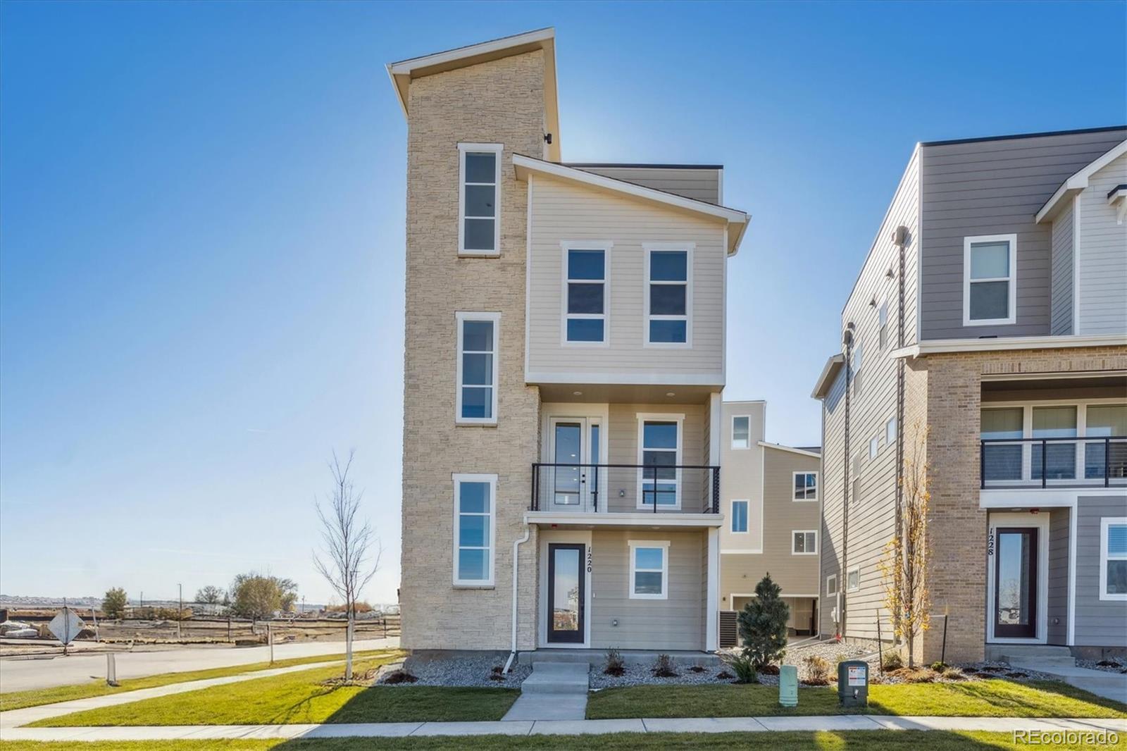 Photo of Listing #3149714