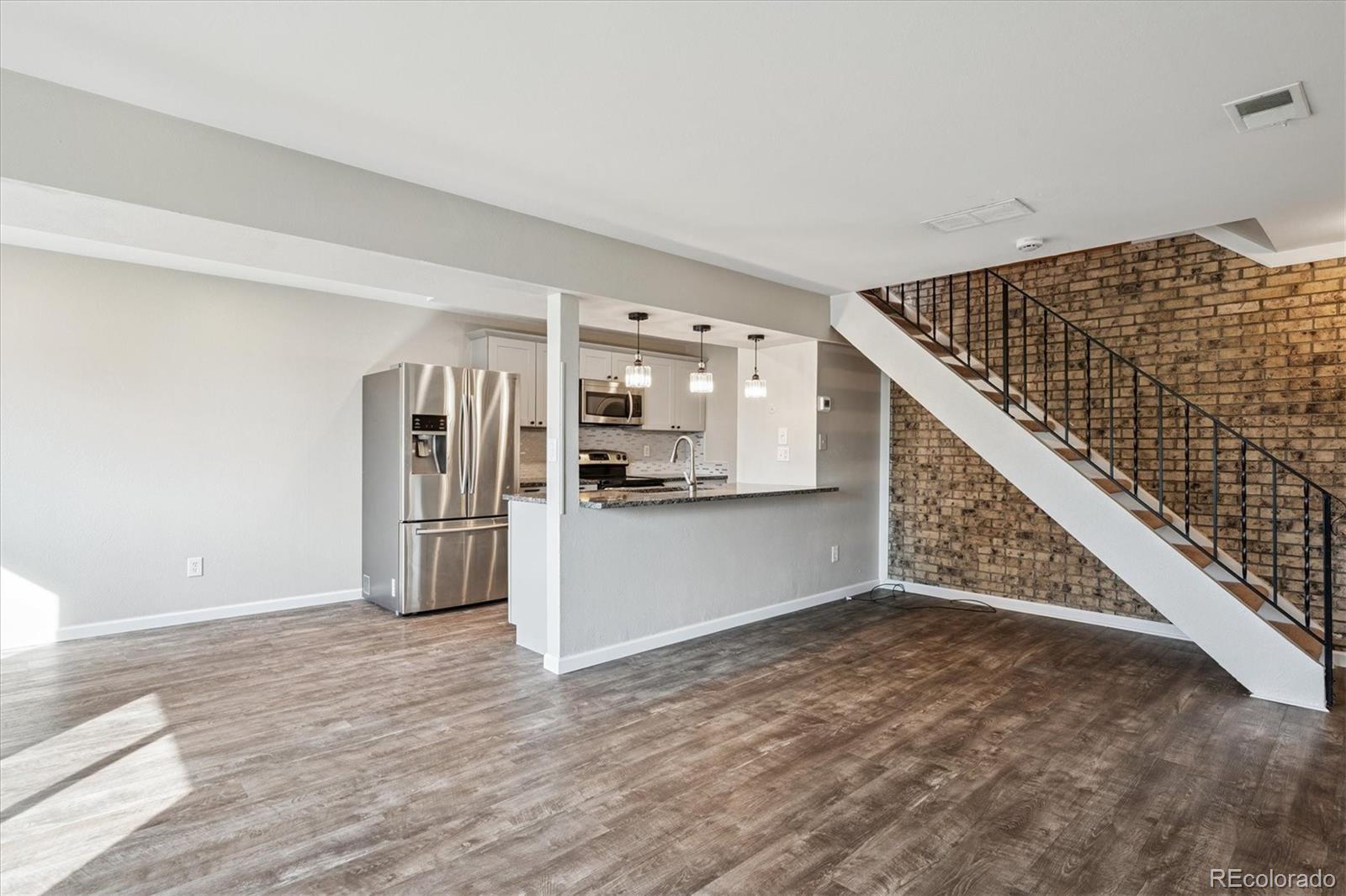 Photo of Listing #3161831