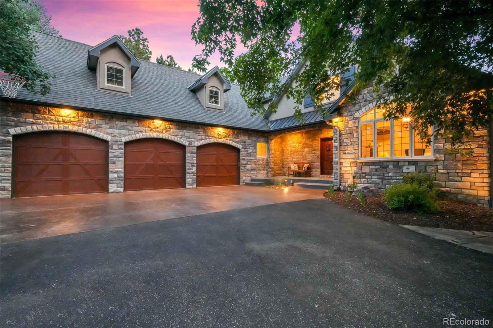 Photo of Listing #3177038