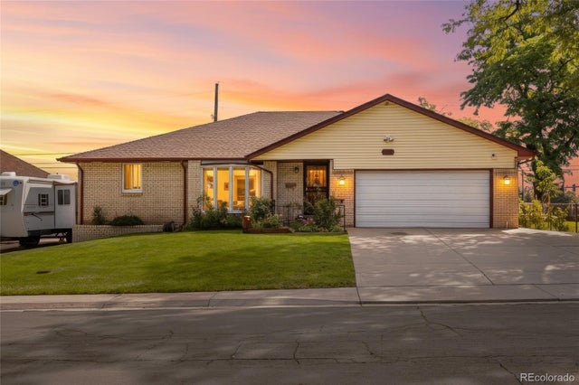 4600 Grove Street, Denver