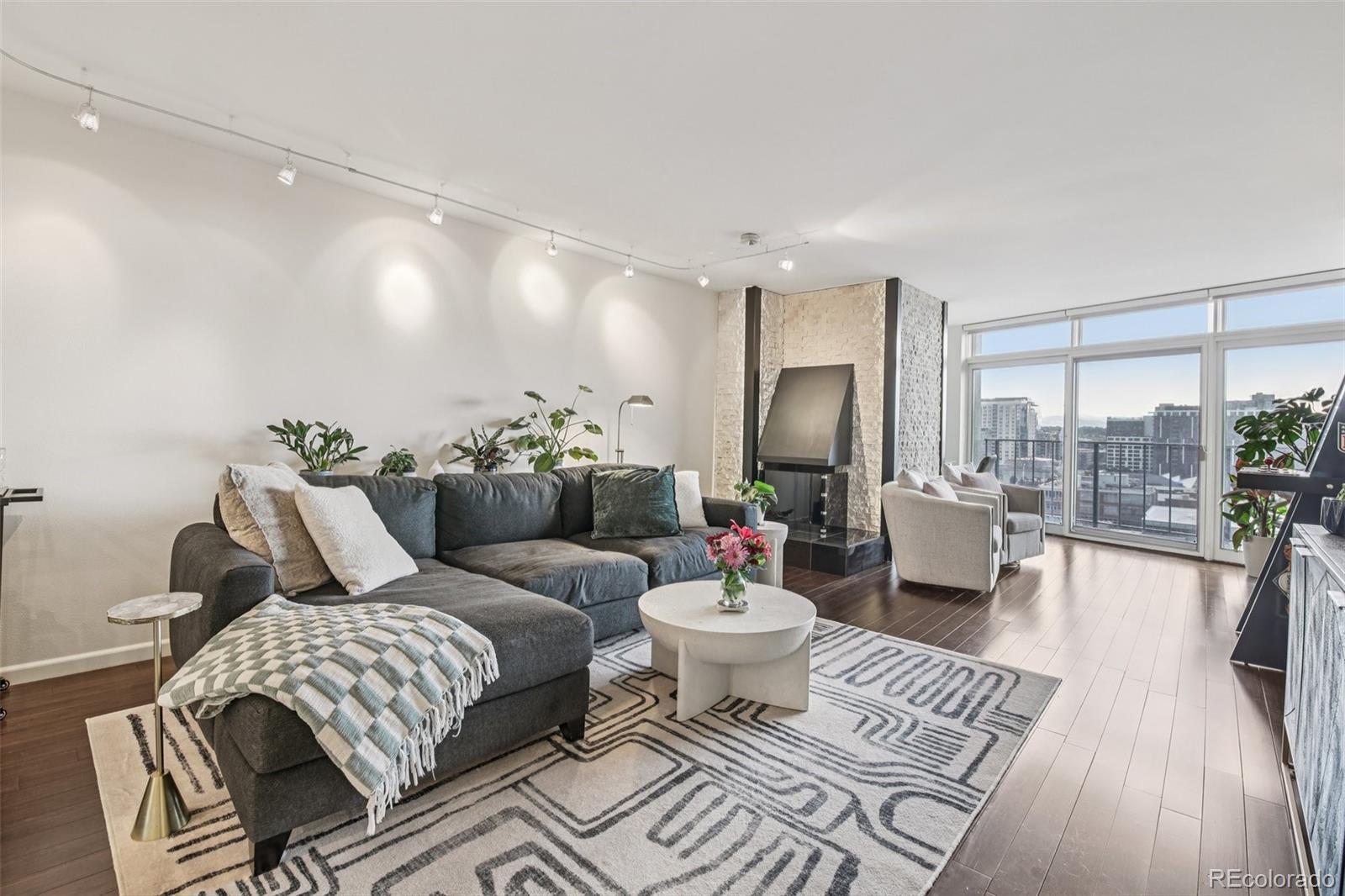 Photo of Listing #3201954