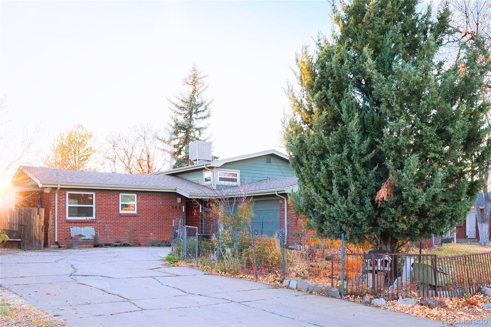 Photo of Listing #3233523