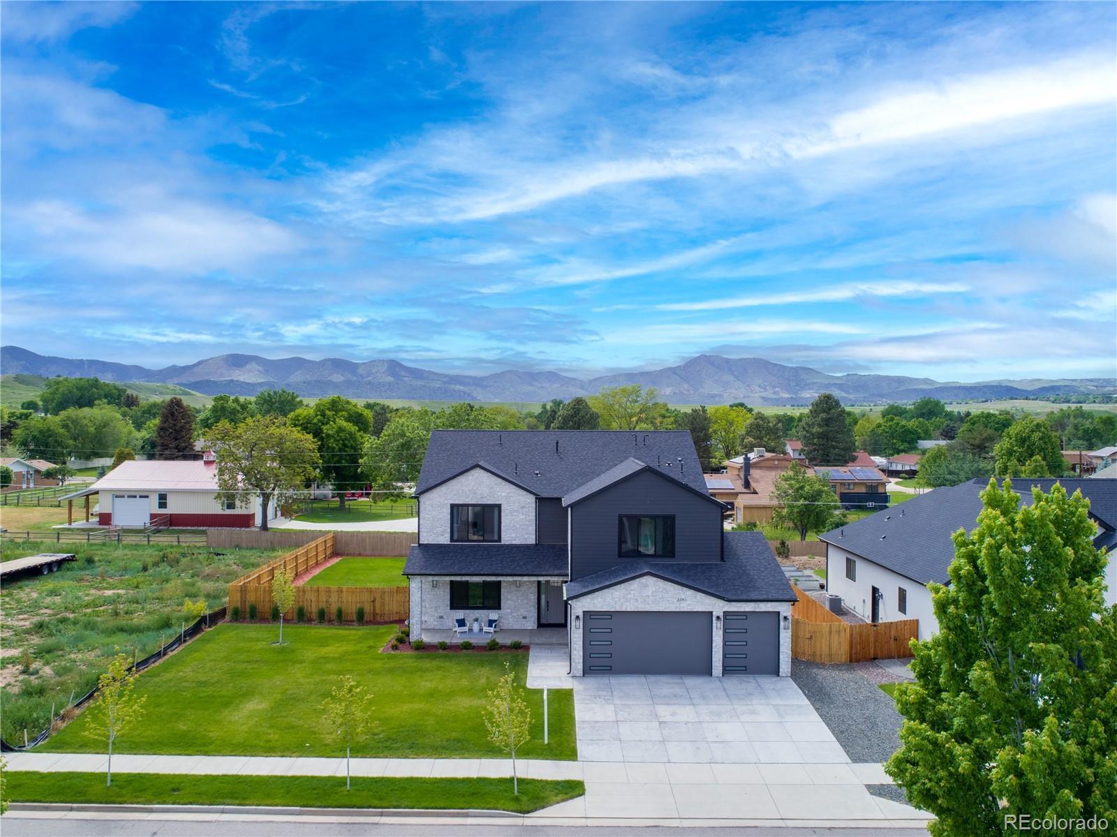 Photo of Listing #3243053