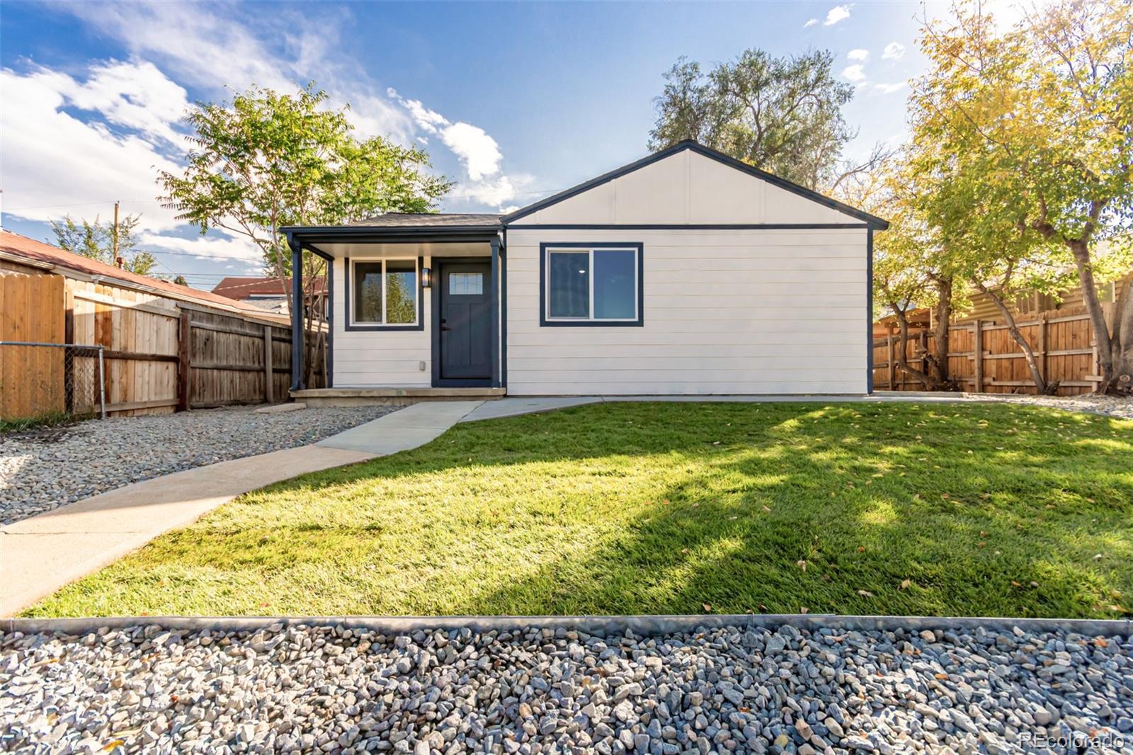 Photo of Listing #3245079