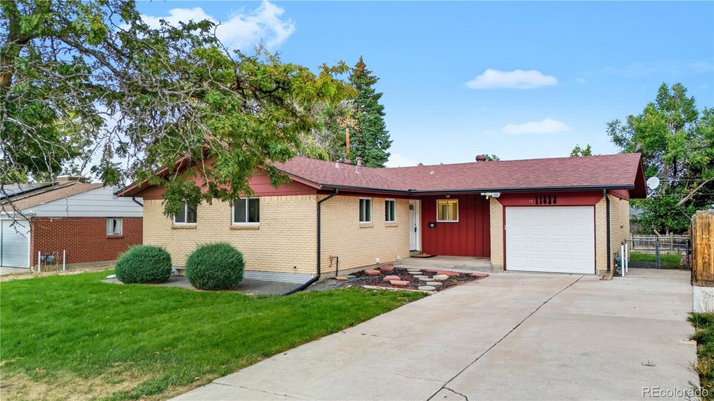 11623 E Virginia Drive, Aurora