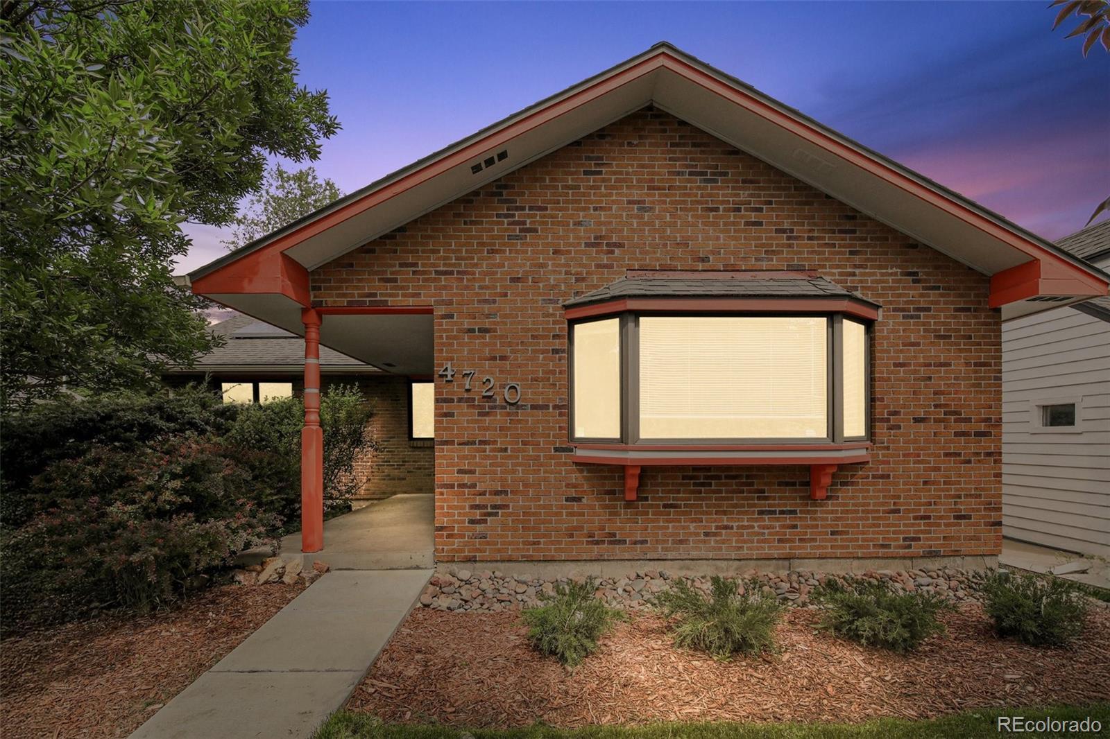 Photo of Listing #3266924