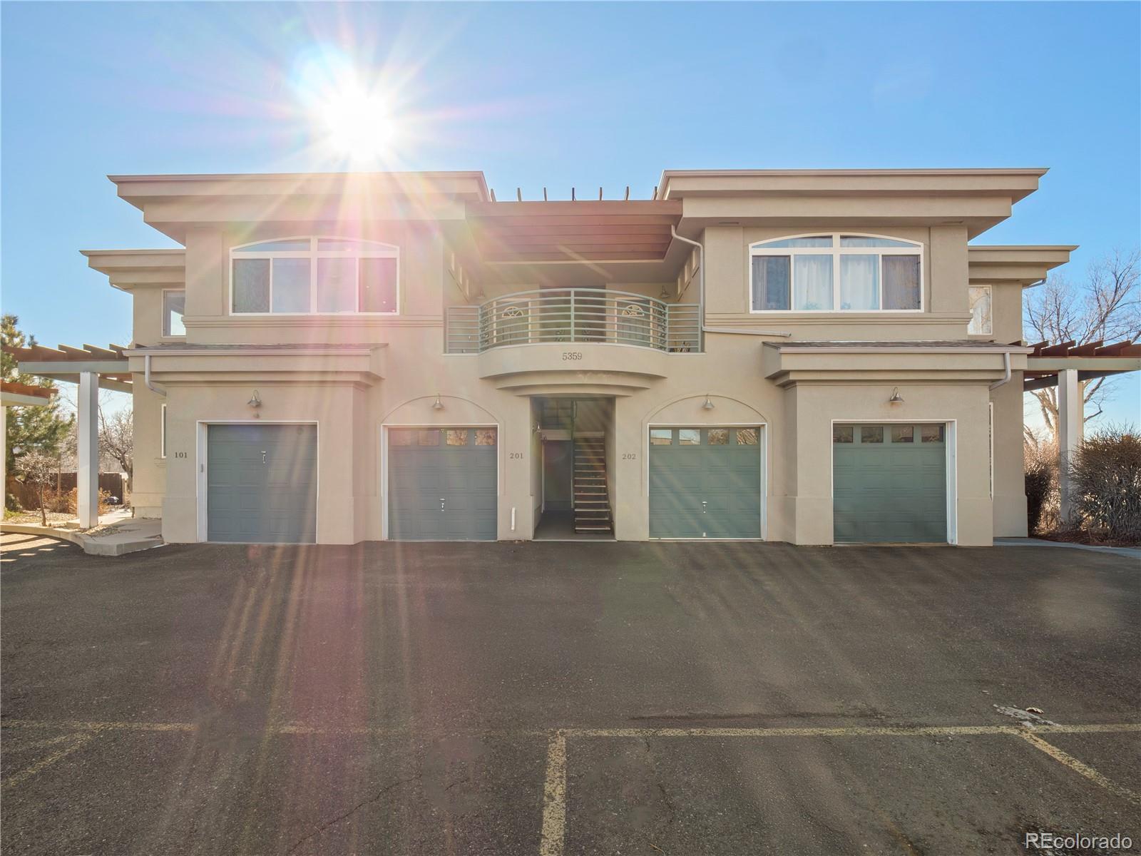 Photo of Listing #3281115