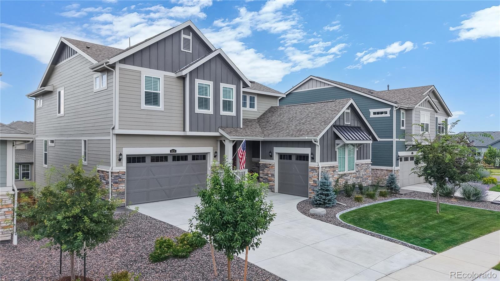 Photo of Listing #3303472