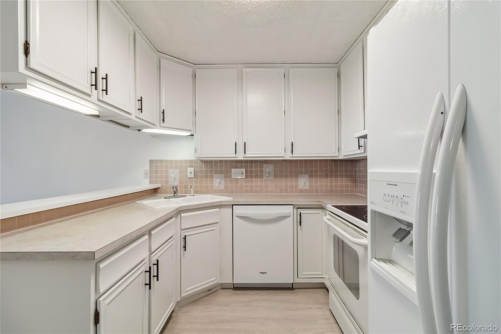 Photo of Listing #3307260