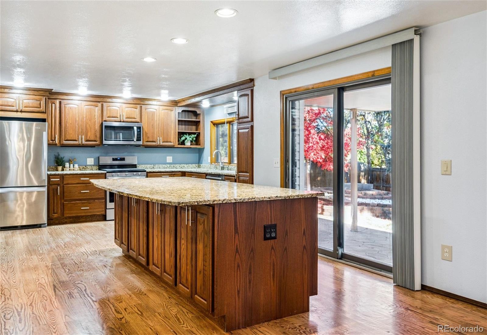 Photo of Listing #3340925