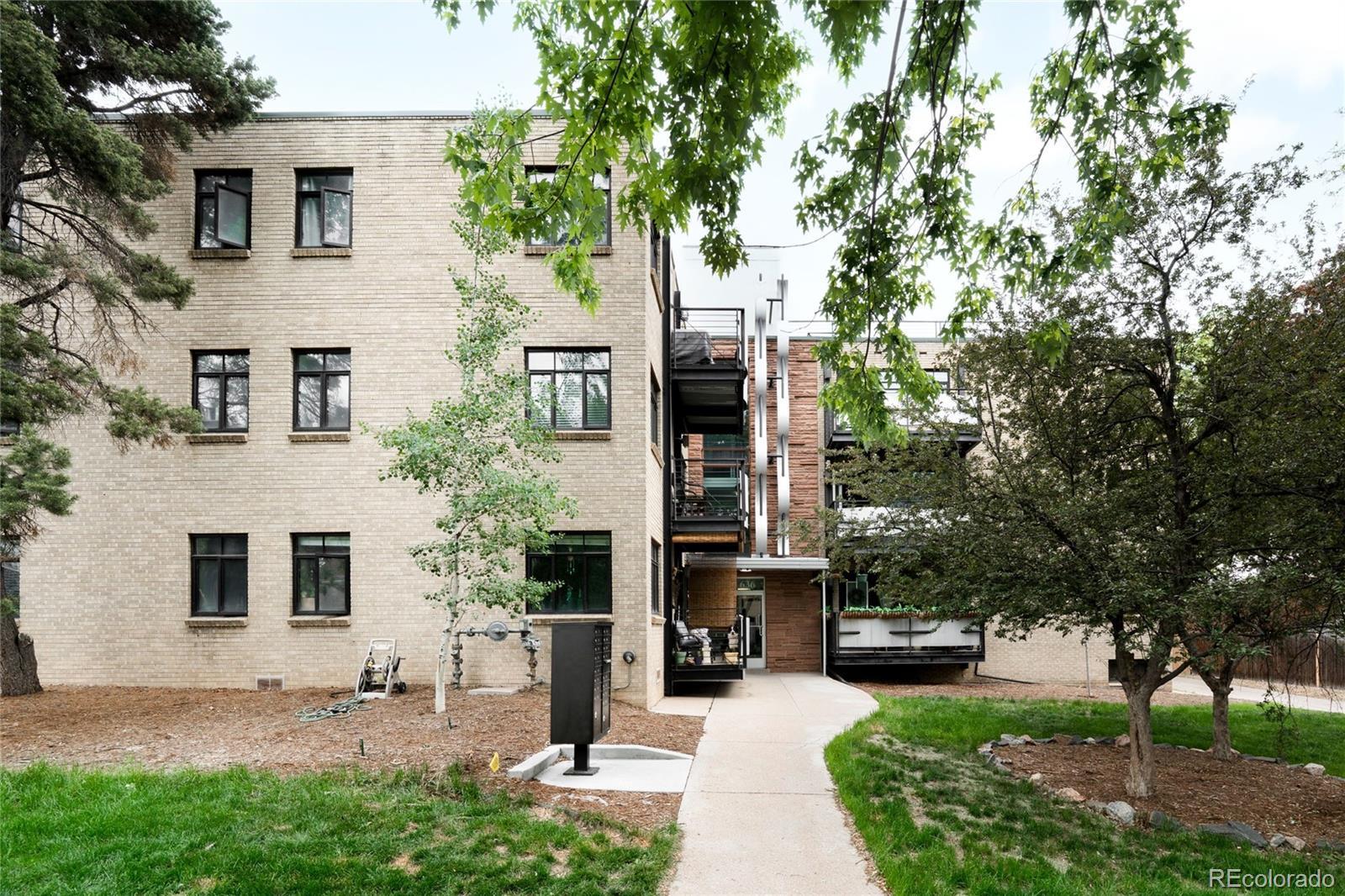 Photo of Listing #3371461