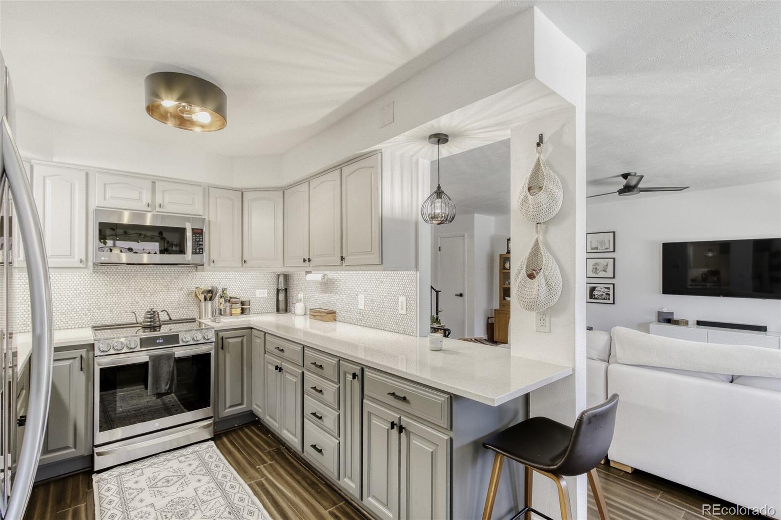 Photo of Listing #3406910