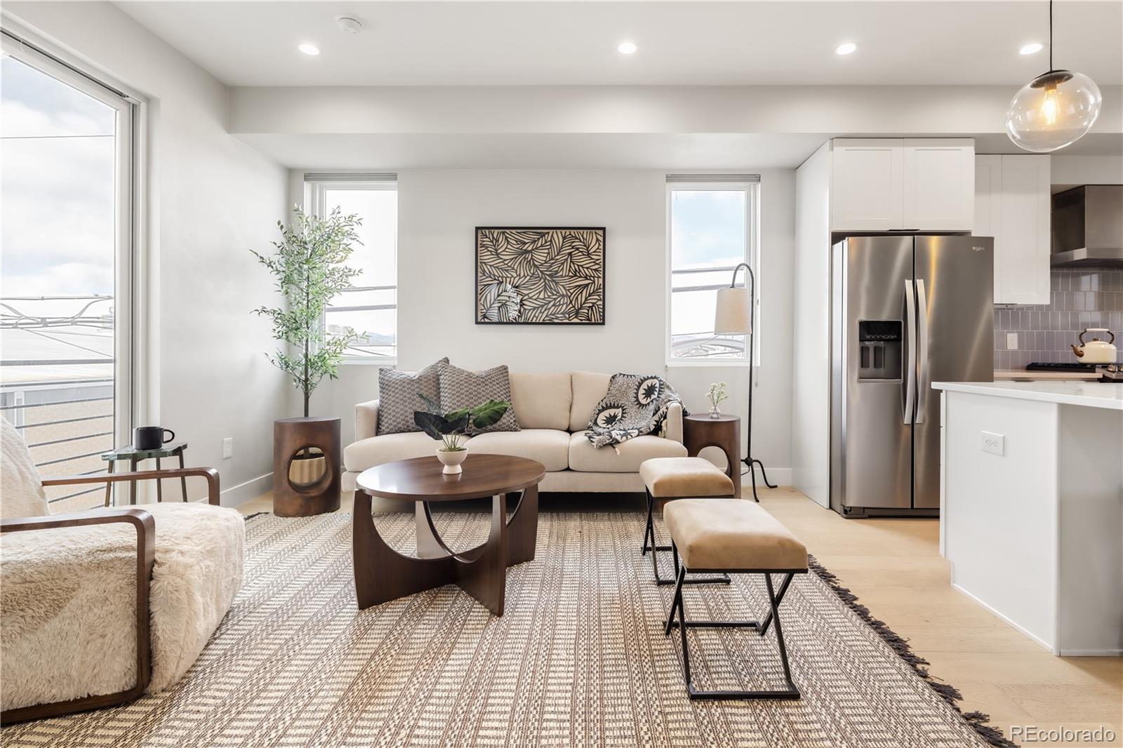 Photo of Listing #3411734