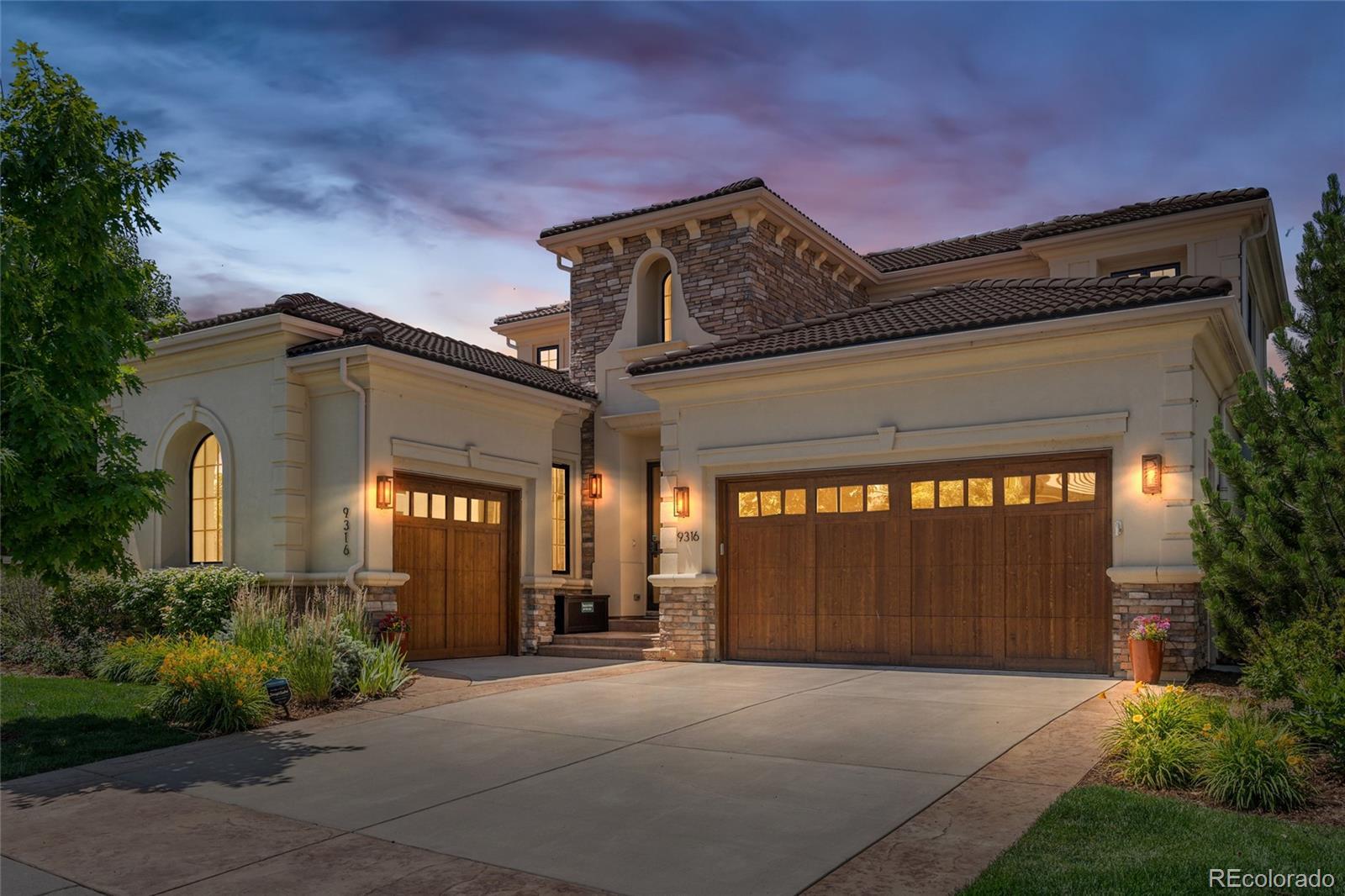 Photo of Listing #3420733