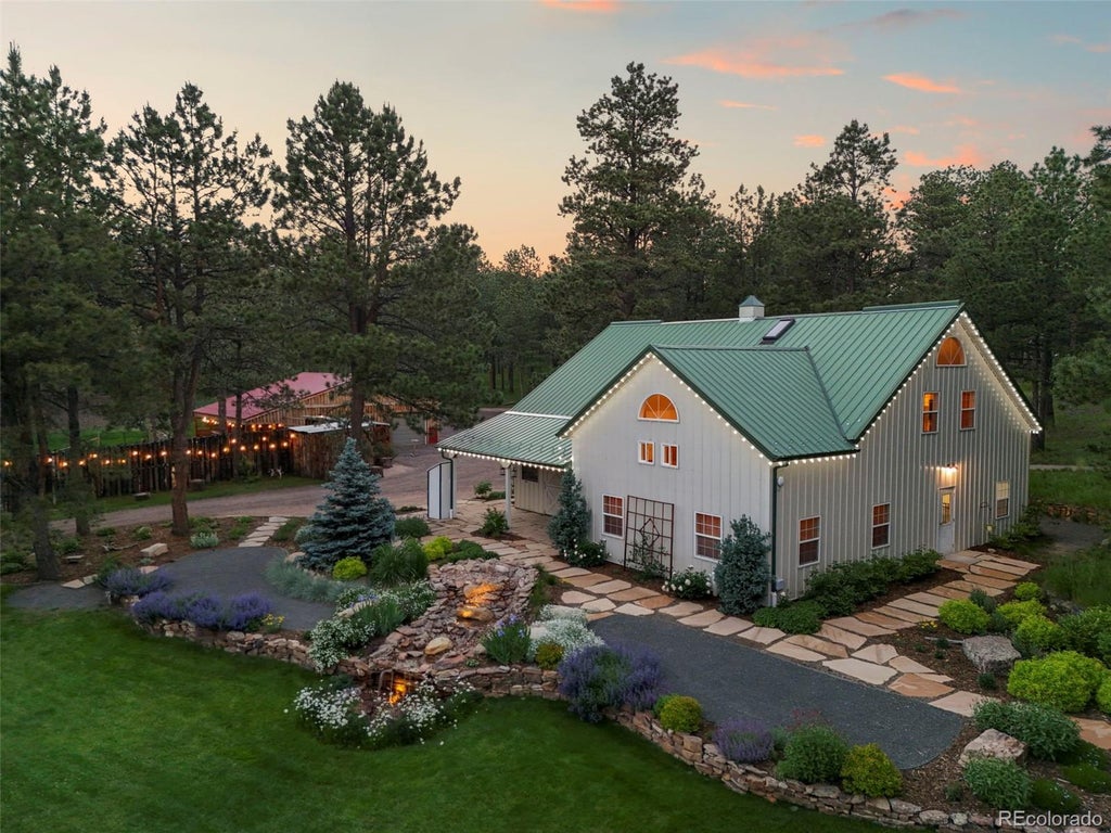 17104 Goshawk Road E, Colorado Springs