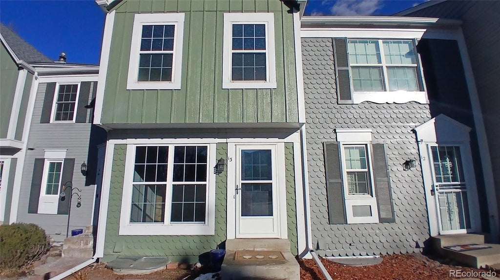 1699 S Trenton Street 13, Denver