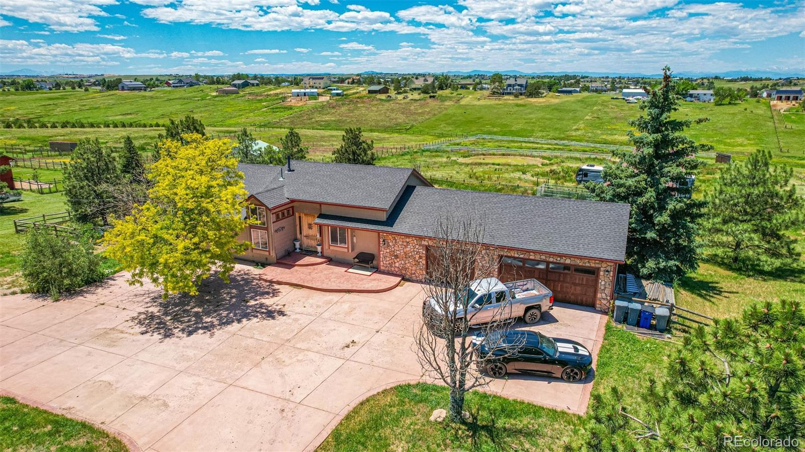 Photo of Listing #3522041