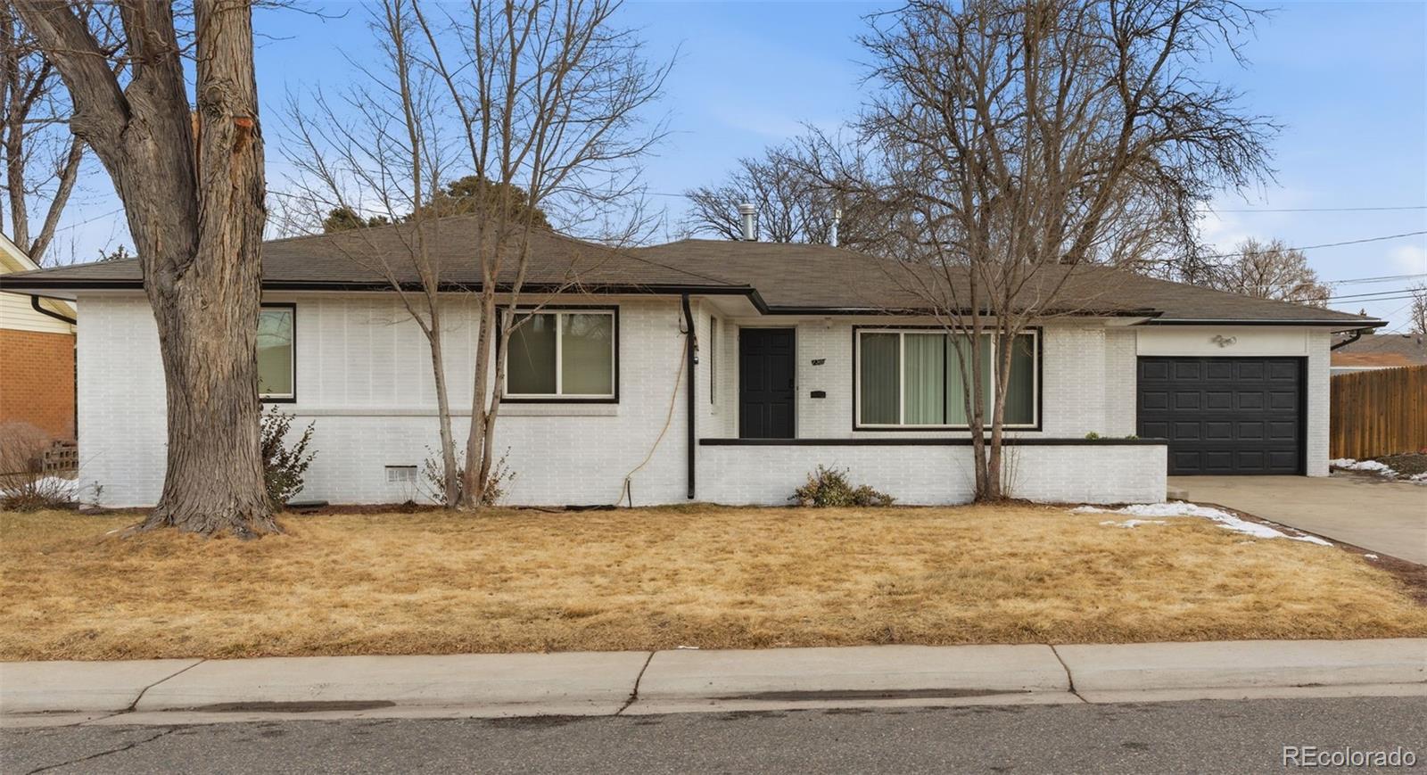 Photo of Listing #3527817