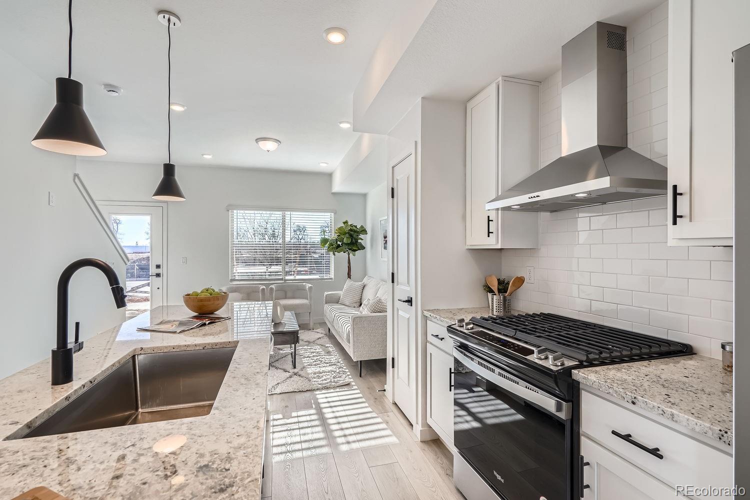 Photo of Listing #3567915