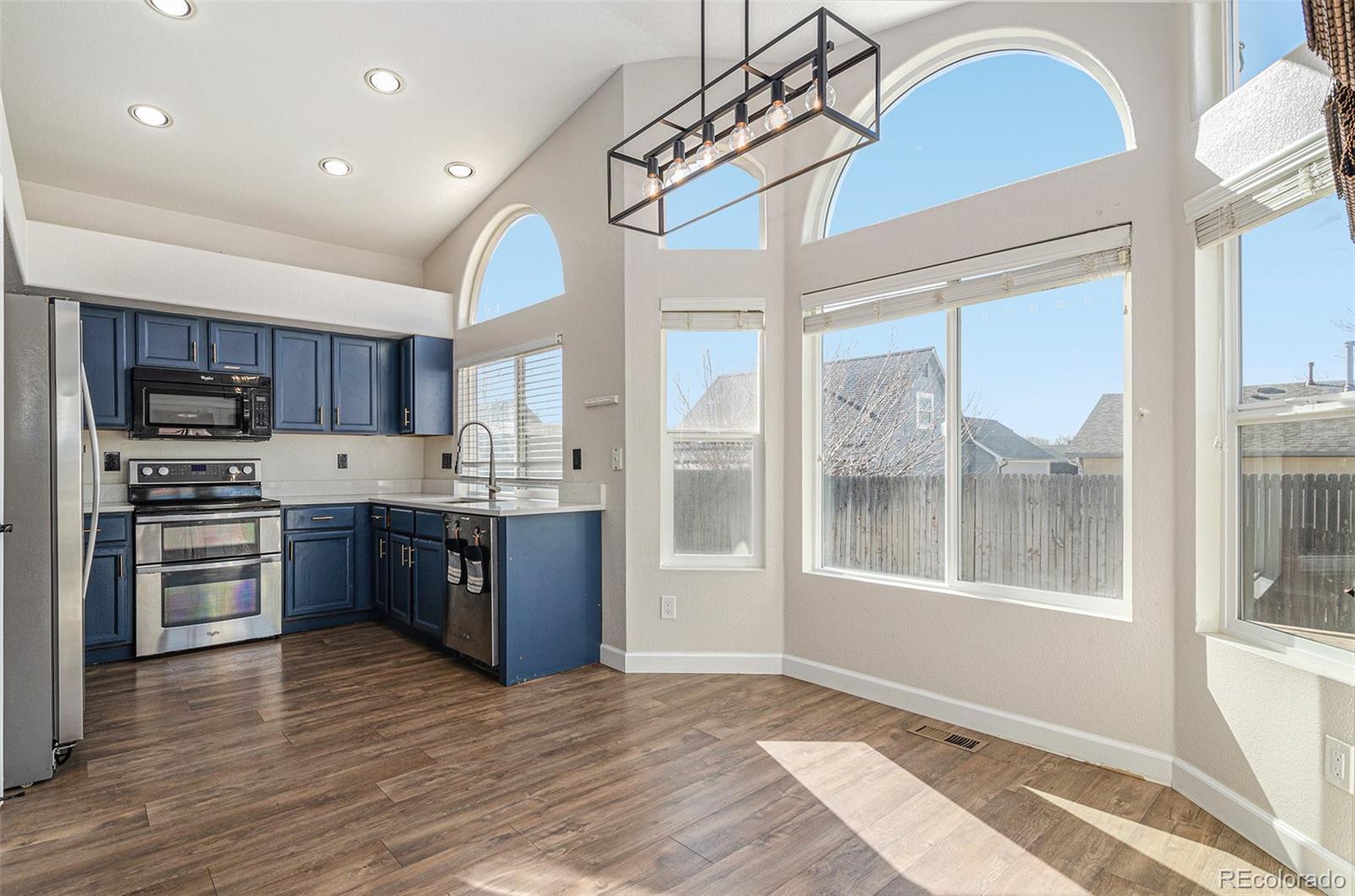 Photo of Listing #3613384