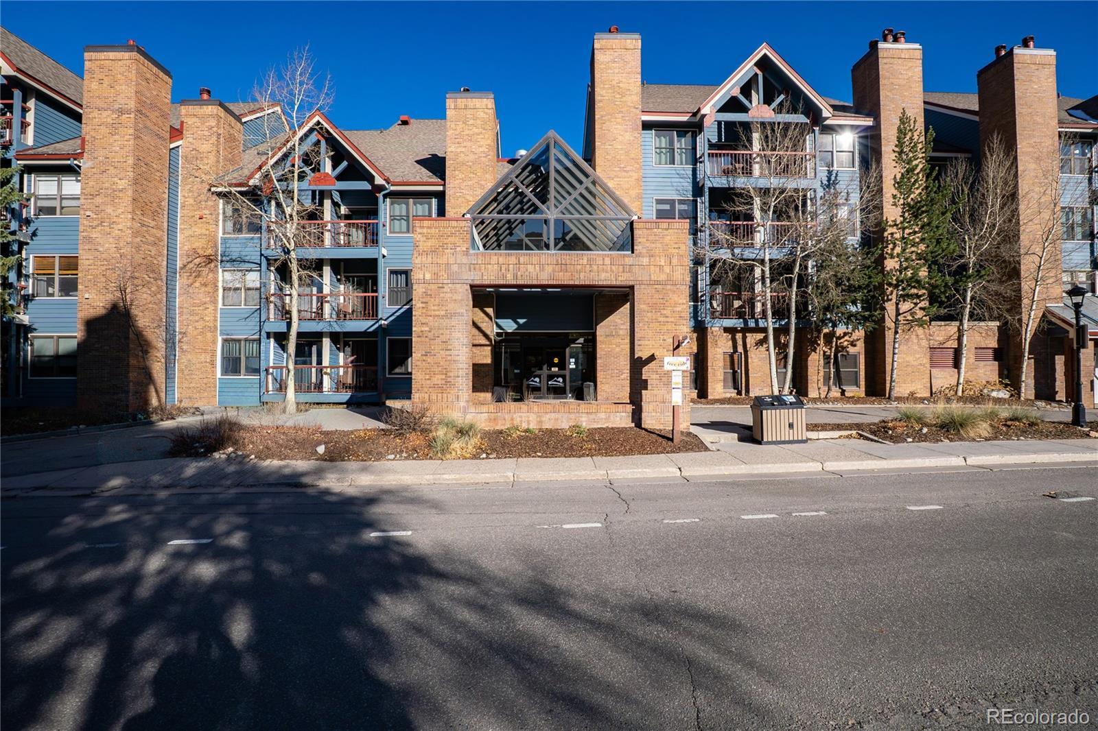 Photo of Listing #3631876