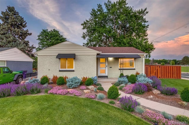 488 S Leyden Street, Denver