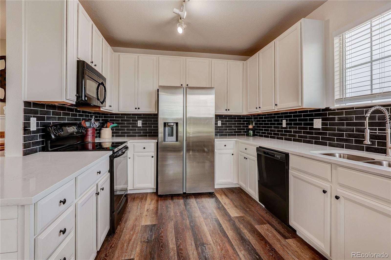 Photo of Listing #3658264