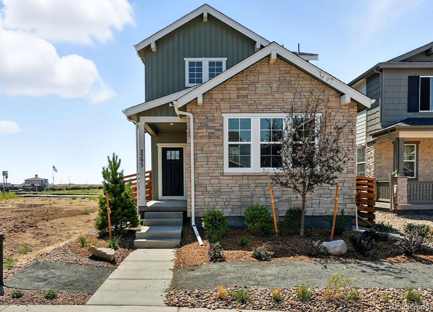 Photo of Listing #3661537