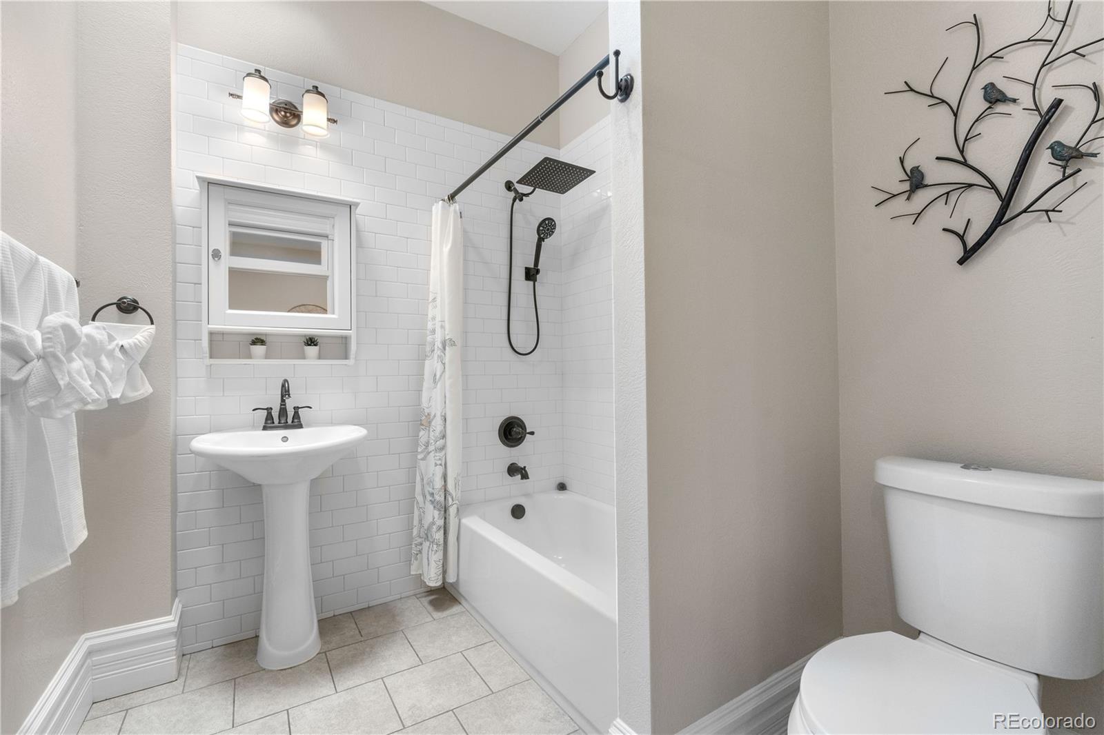 Photo of Listing #3668454