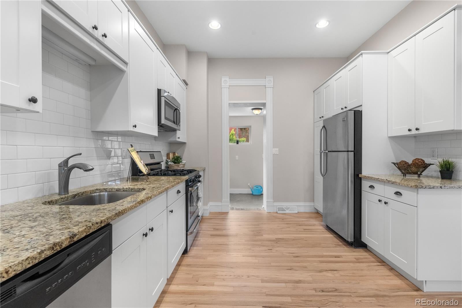 Photo of Listing #3668454