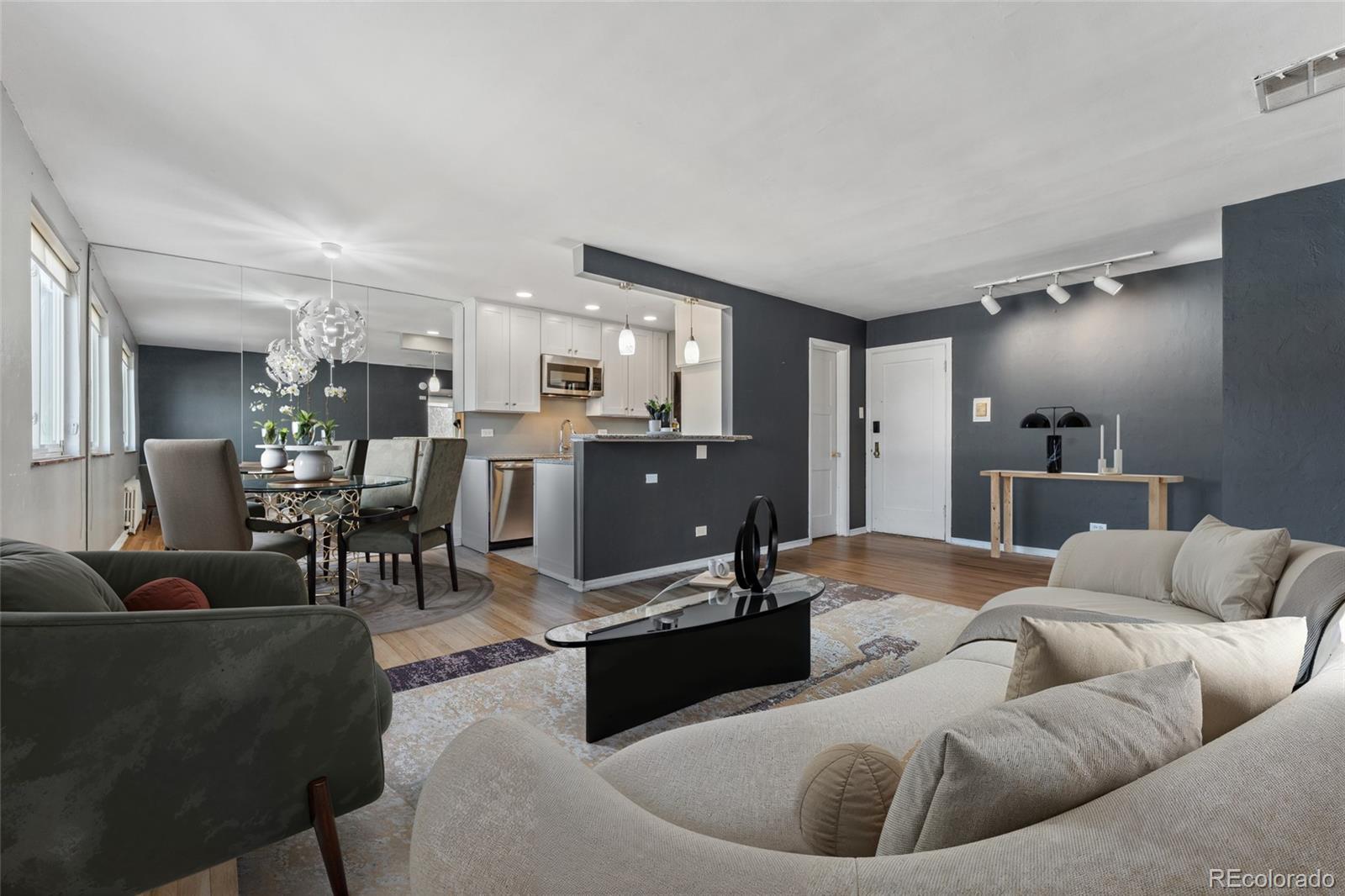 Photo of Listing #3670122