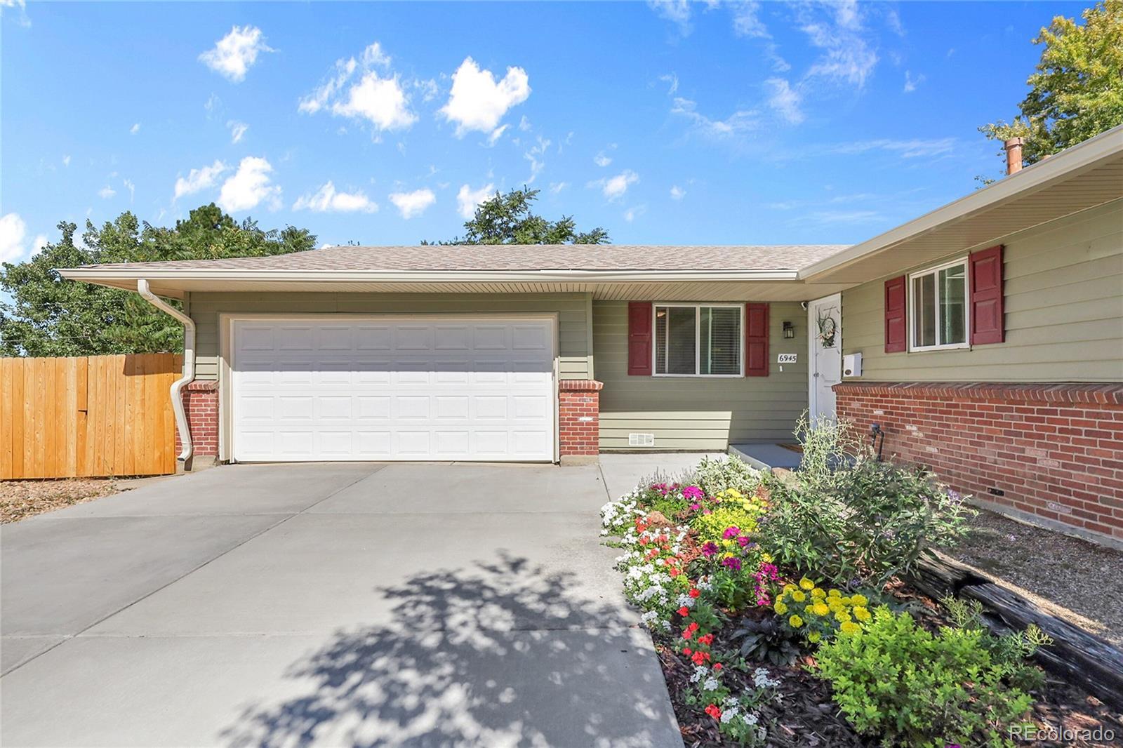 Photo of Listing #3675726