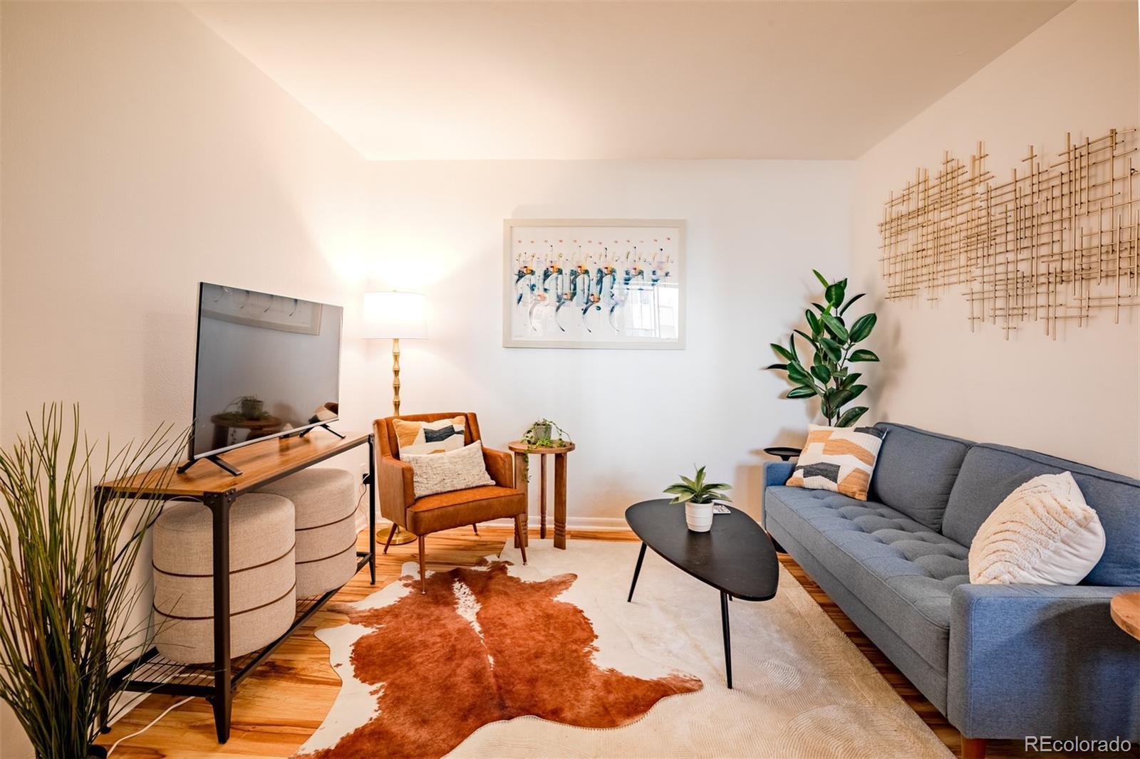 Photo of Listing #3693699