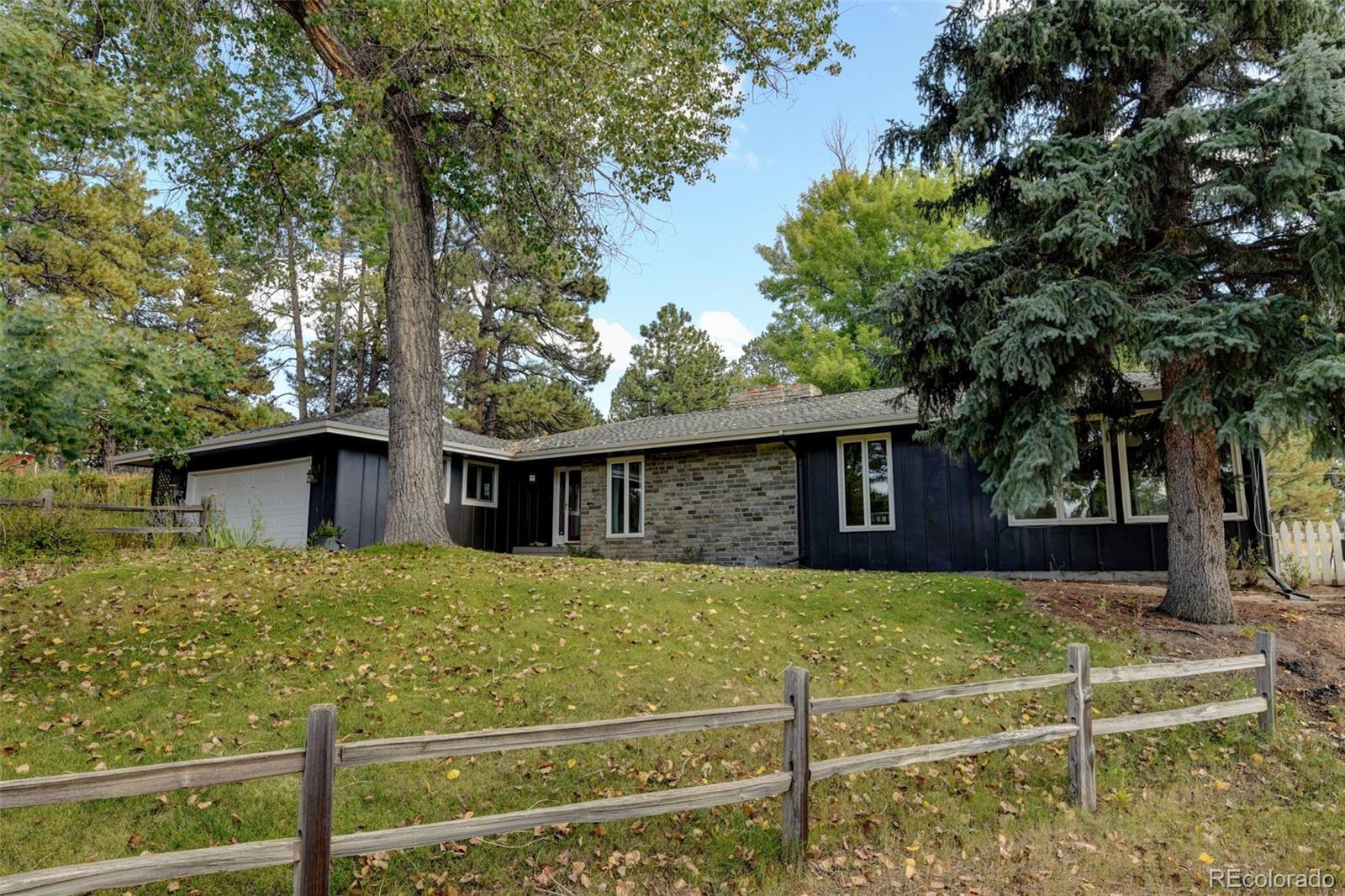 Photo of Listing #3696342