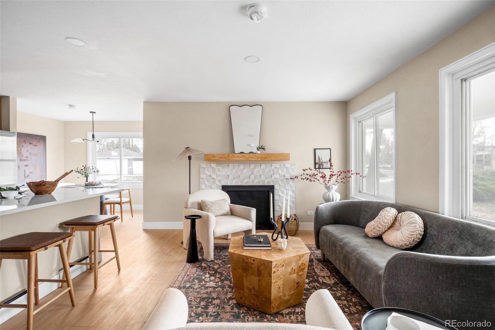 Photo of Listing #3697339