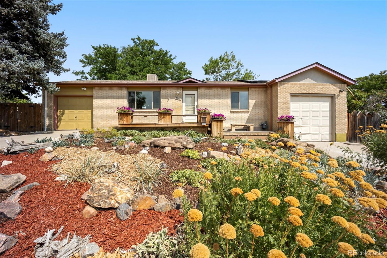 Photo of Listing #3709784