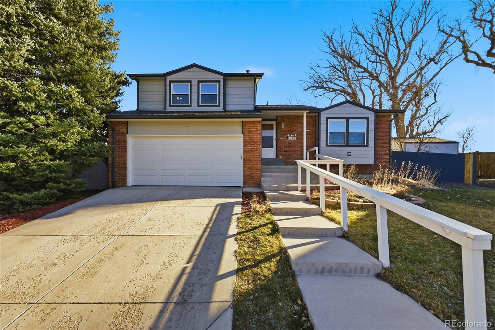 Photo of Listing #3710184