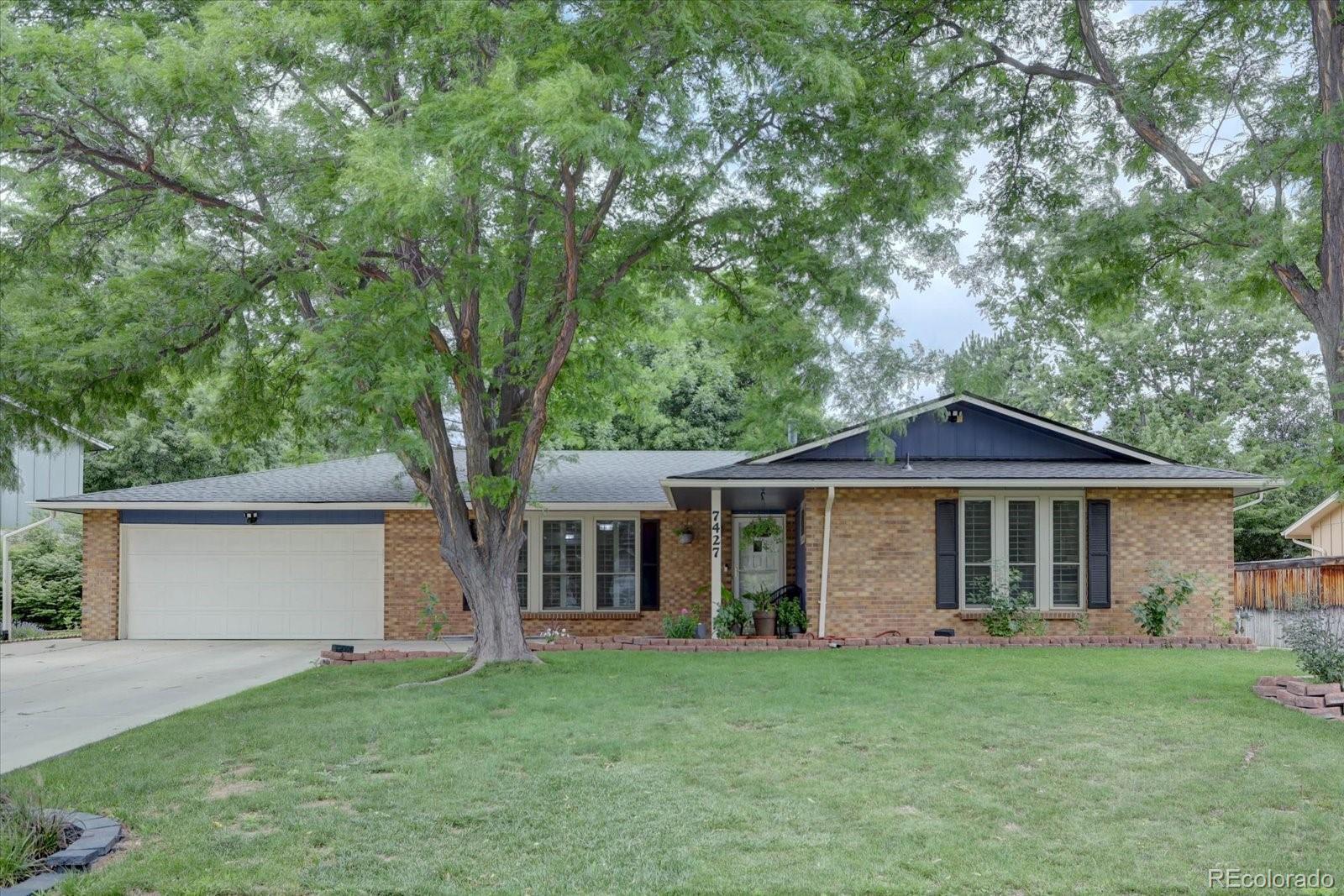 Photo of Listing #3718350