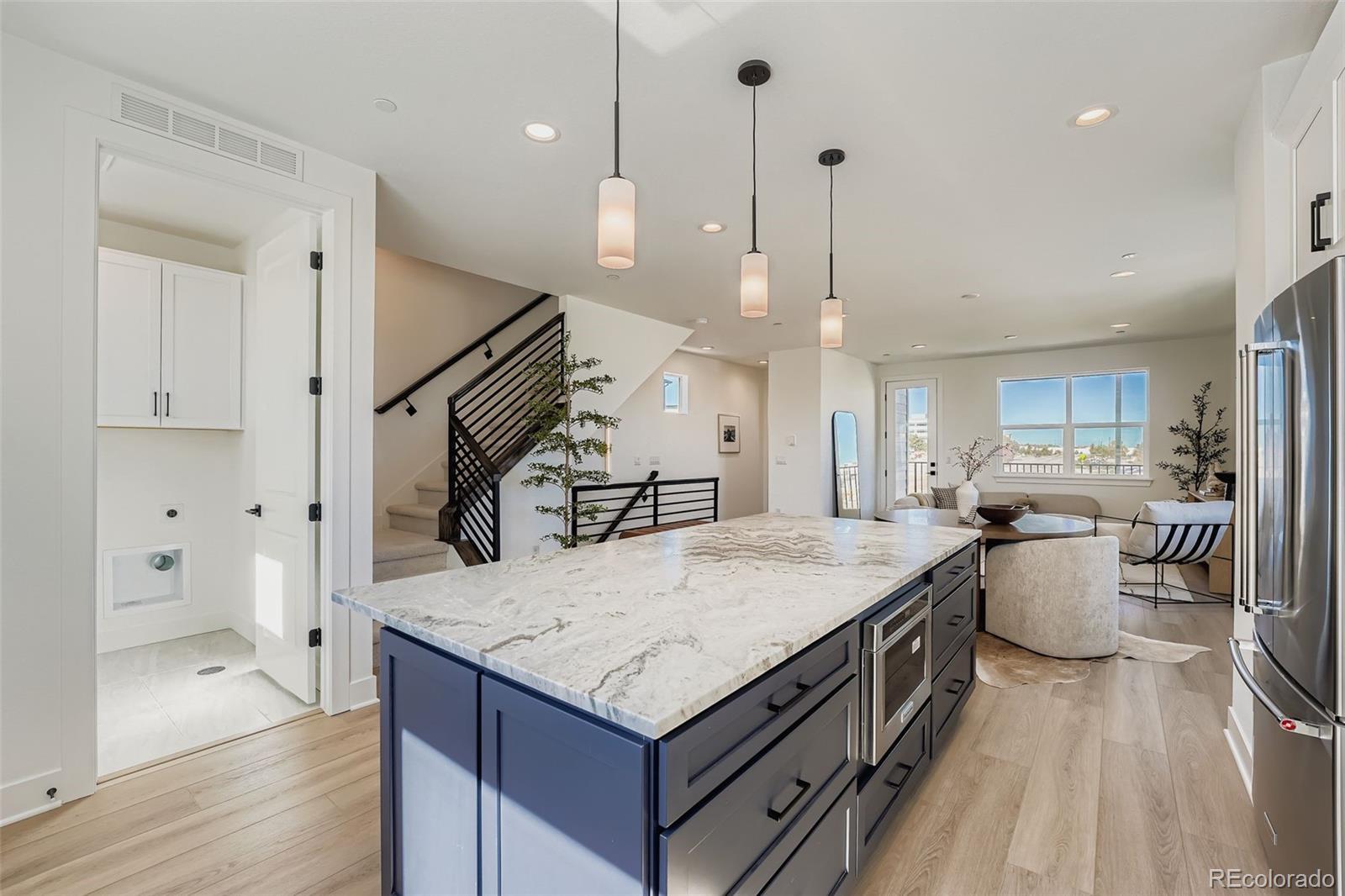 Photo of Listing #3723034