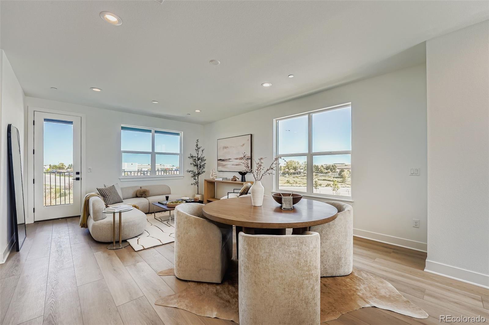 Photo of Listing #3723034