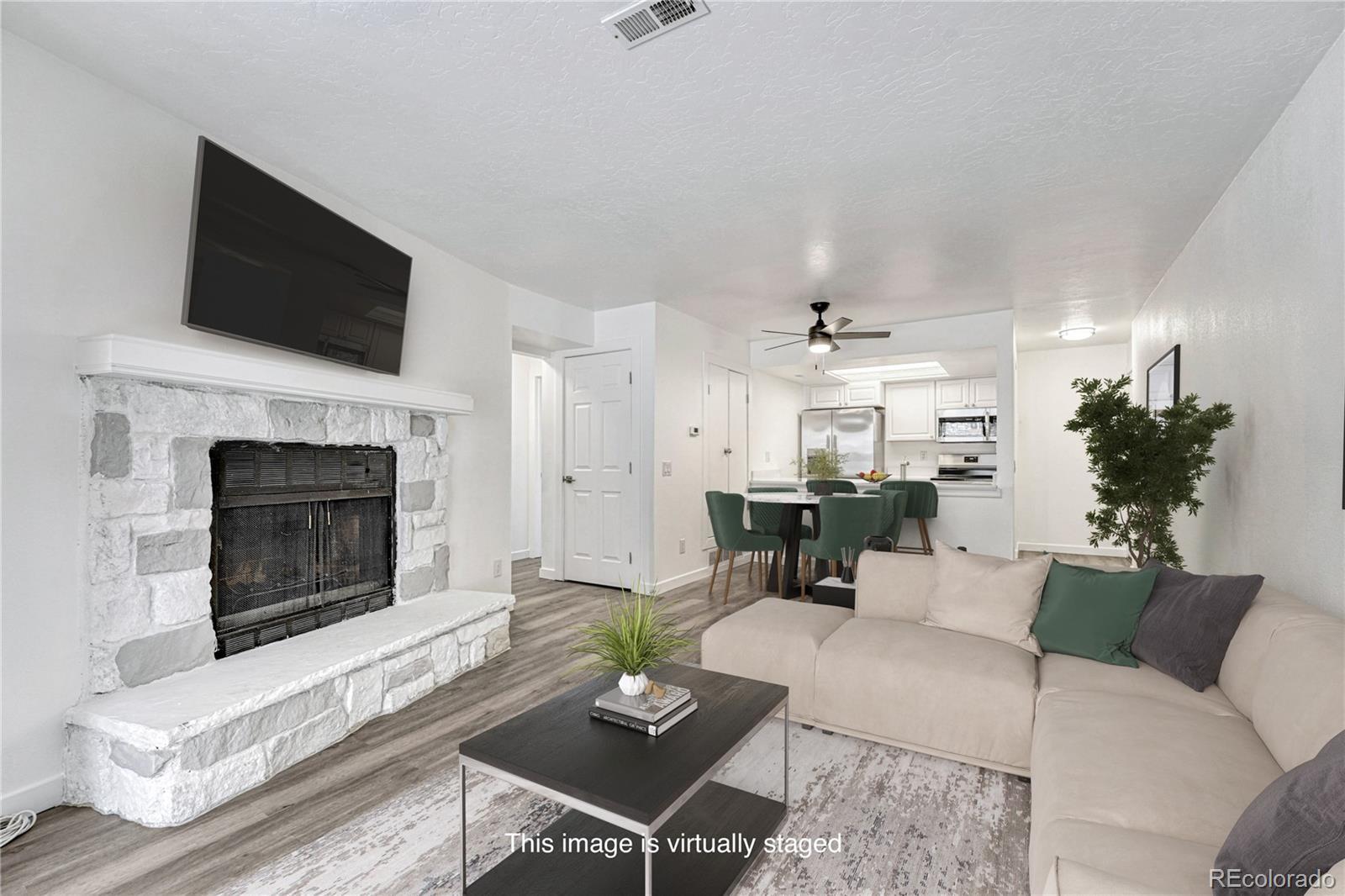 Photo of Listing #3728353