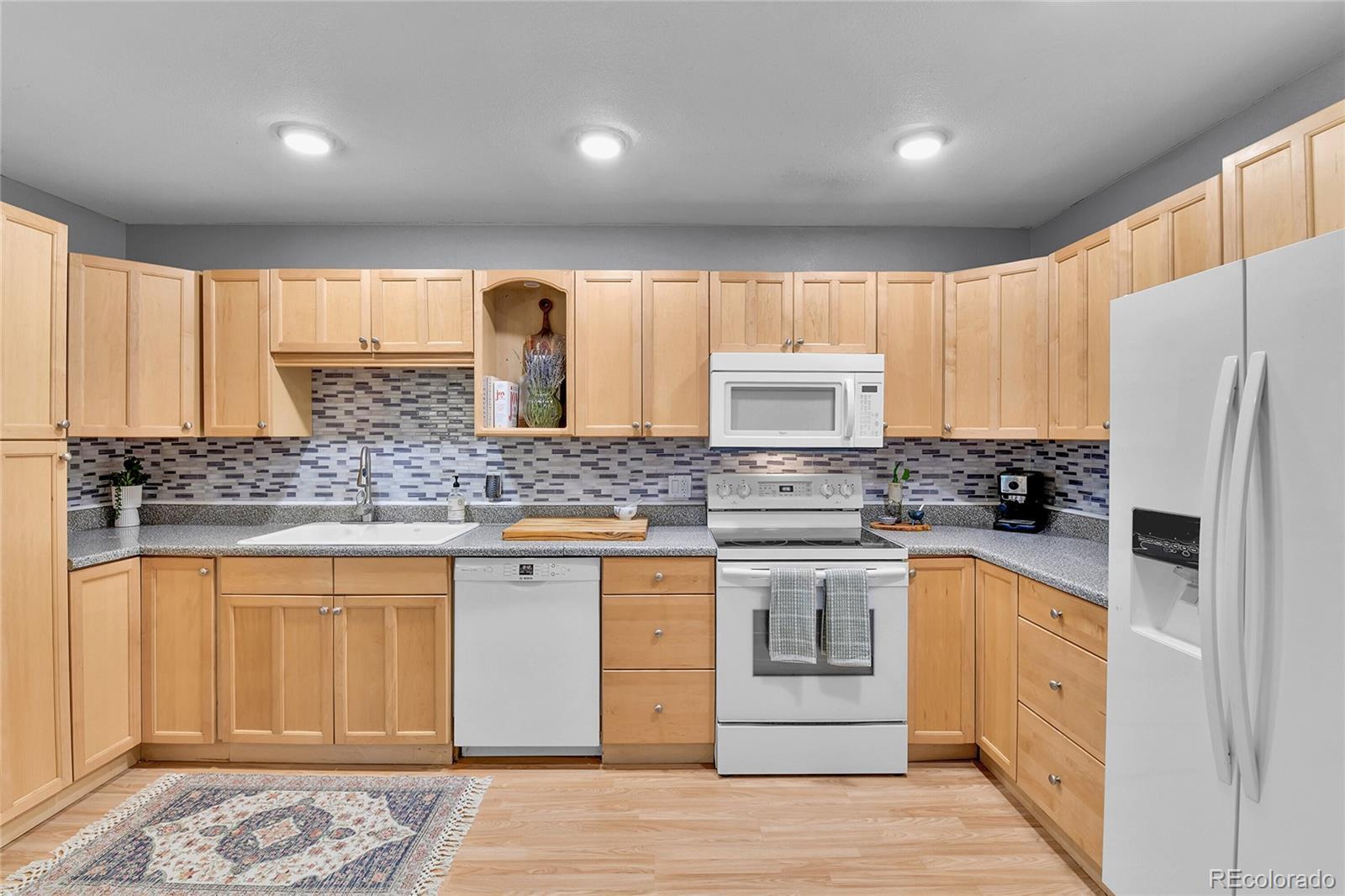 Photo of Listing #3739964