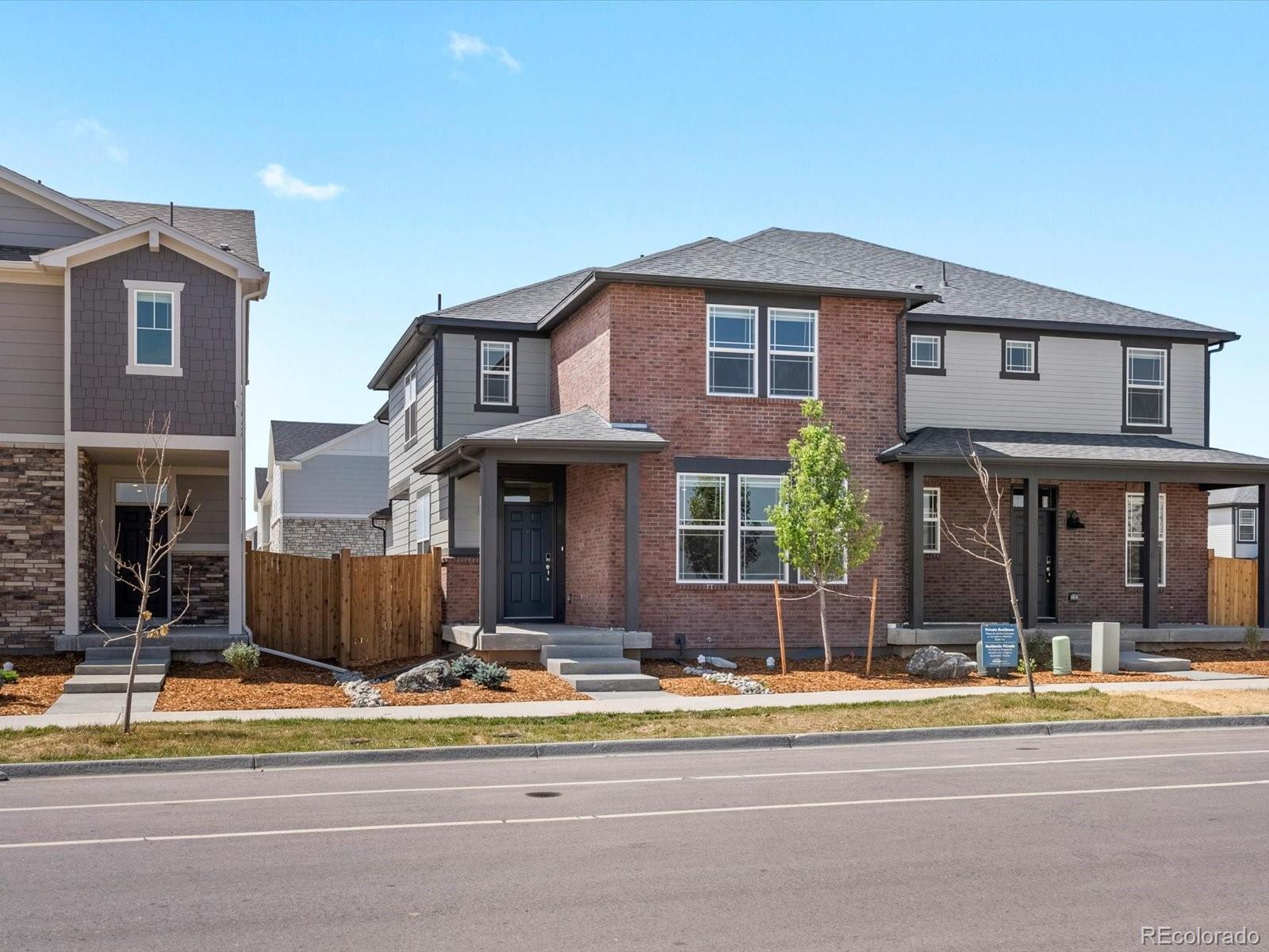 Photo of Listing #3755384