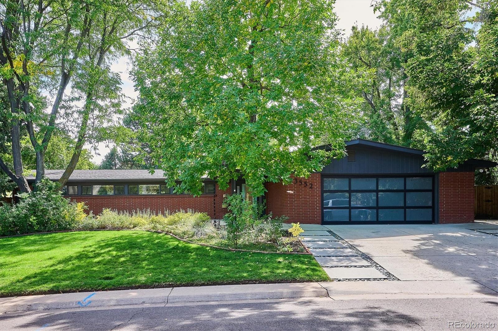 Photo of Listing #3775382