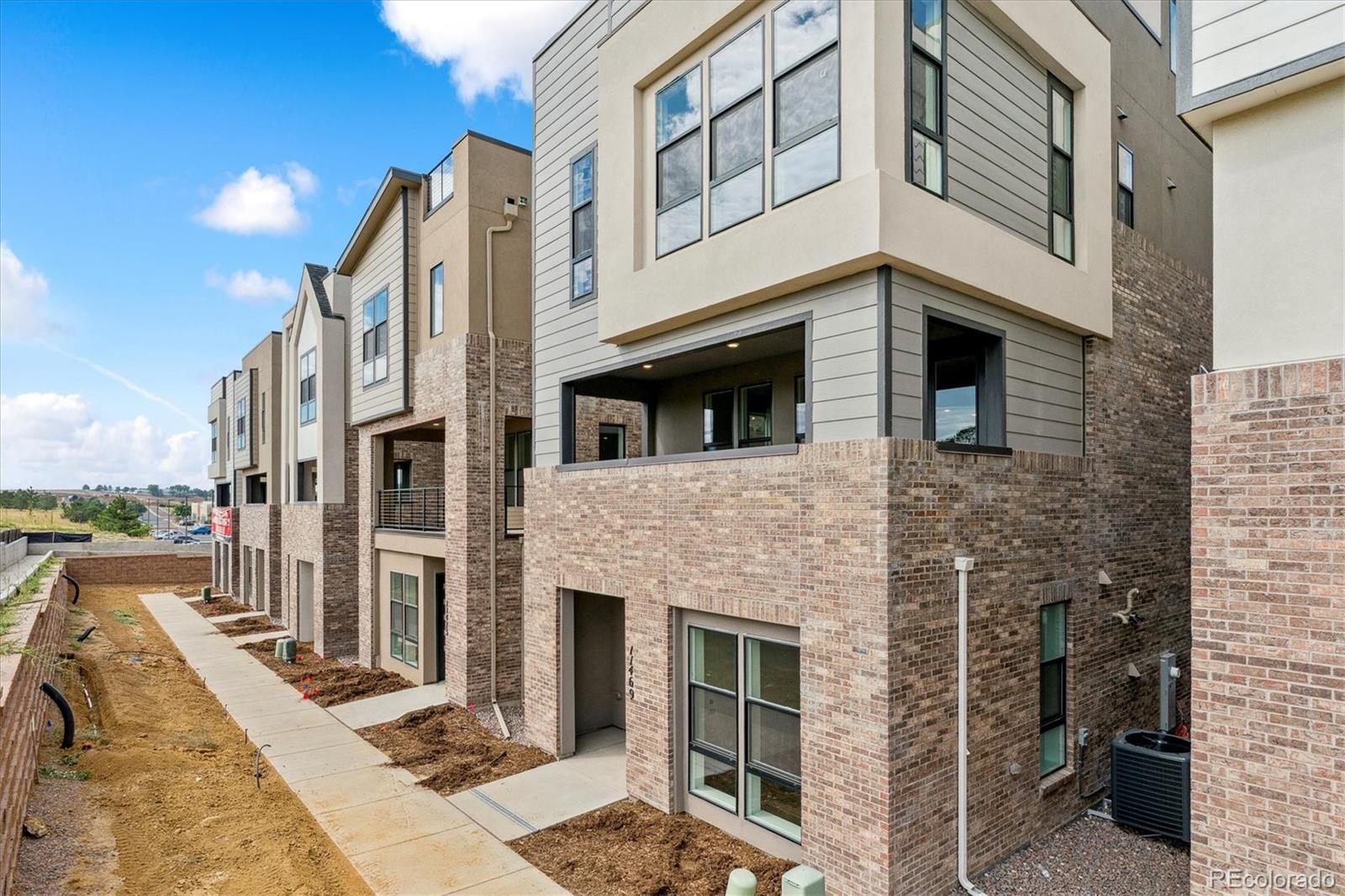 Photo of Listing #3775477