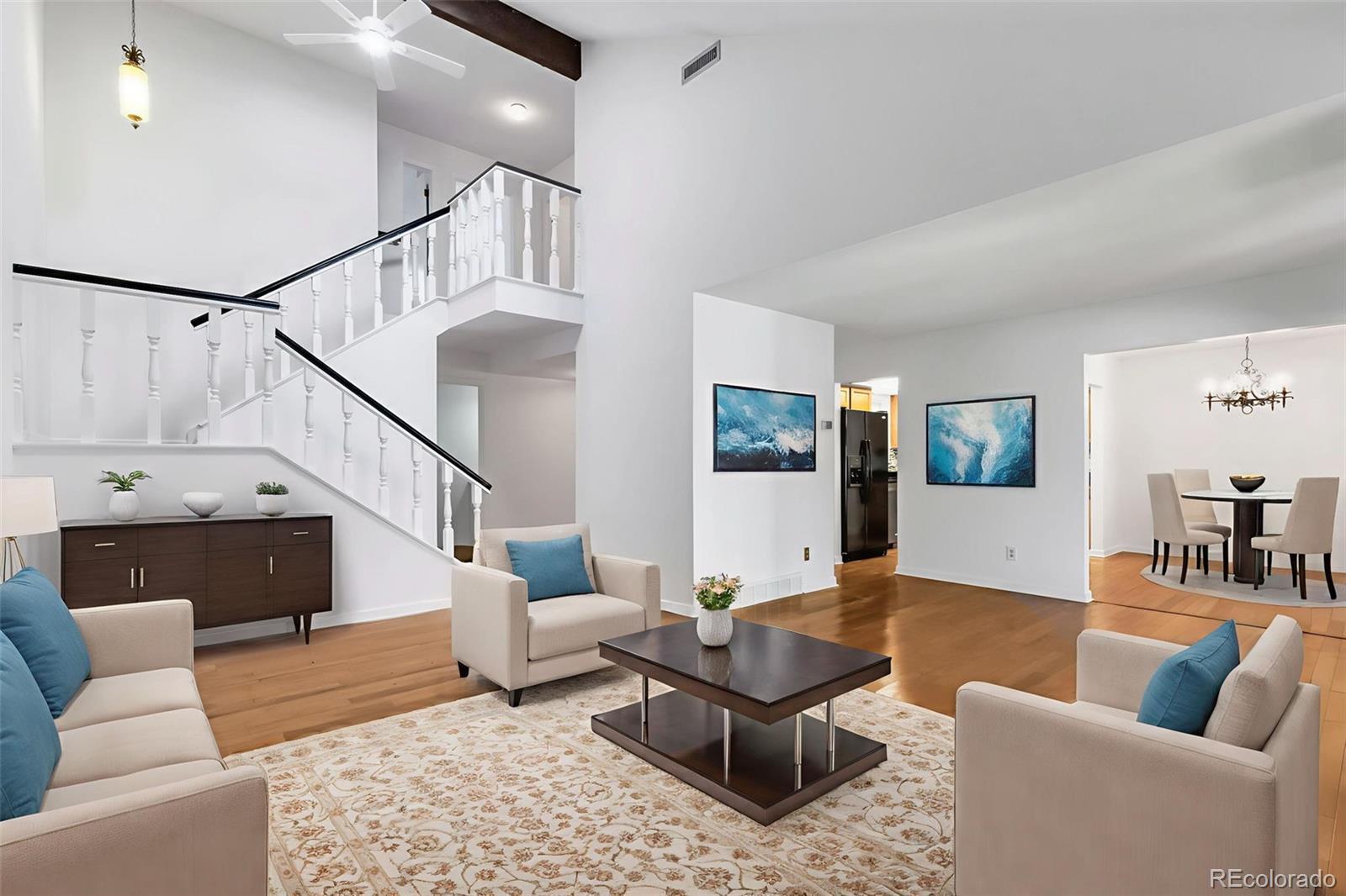 Photo of Listing #3810067