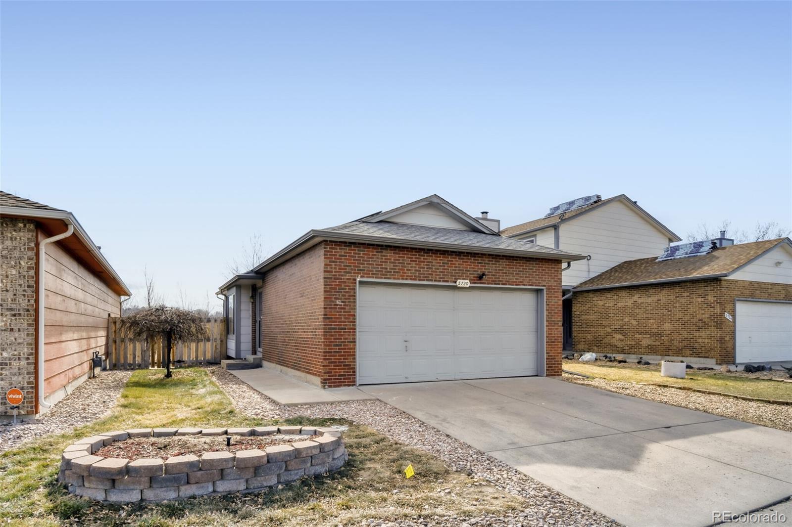 Photo of Listing #3812050