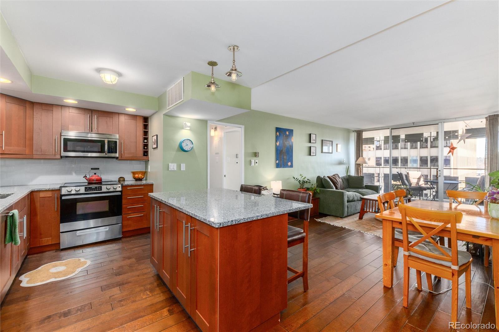 Photo of Listing #3812152