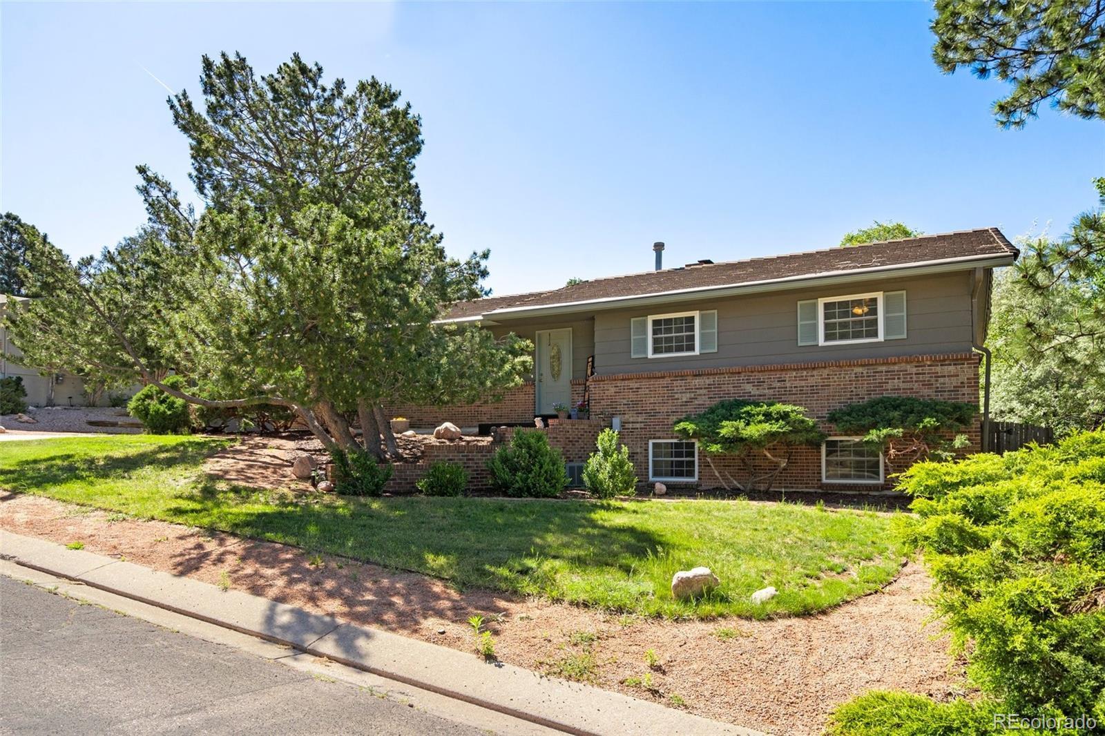 Photo of Listing #3814358