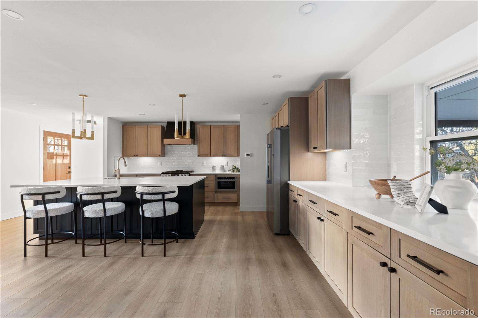 Photo of Listing #3837620